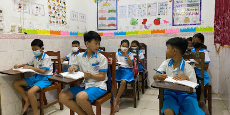 Royal American International School