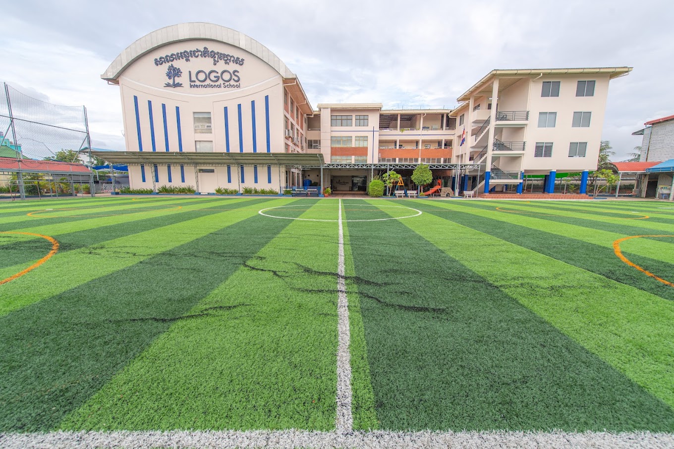 logos international school